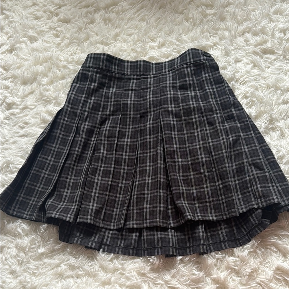 Gray Plaid Pleated Mini Skirt